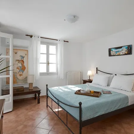 Admiral's House Santorini בית נופש