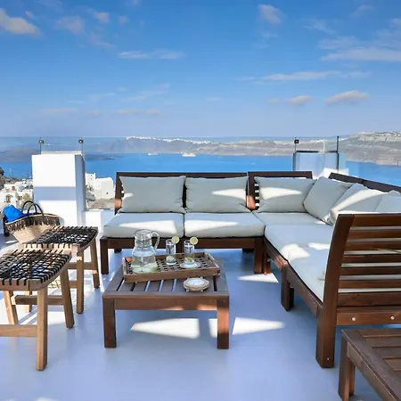 Admiral's House Santorini *