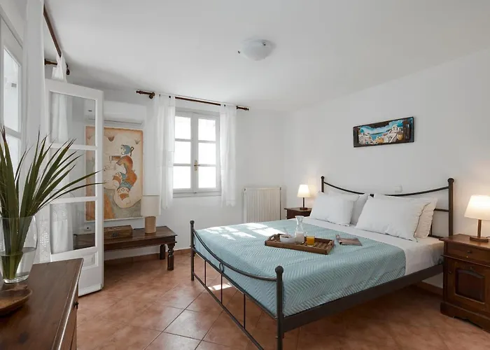 Admiral's House Santorini 度假居