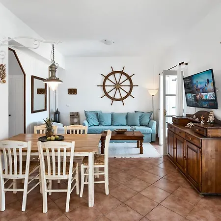 Admiral's House Santorini